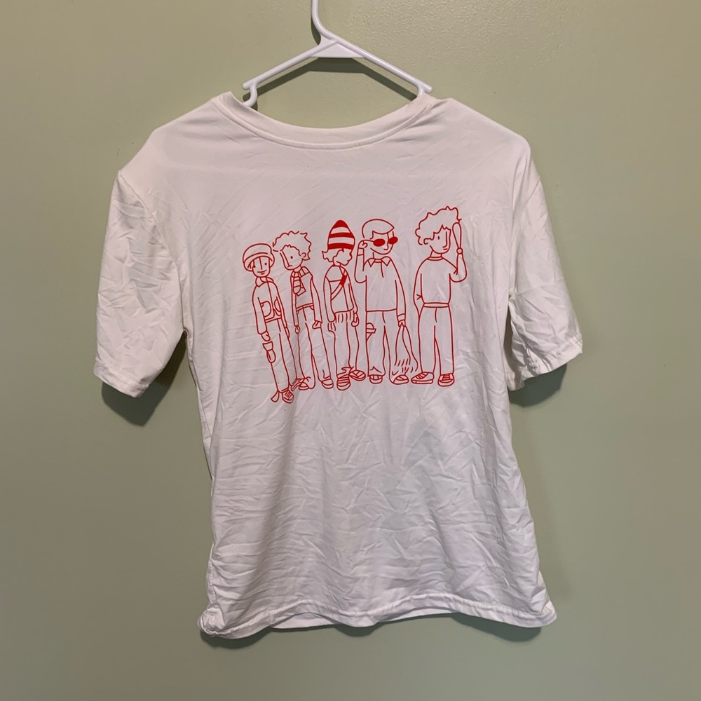 graphic tee